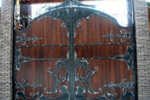 Ворота в Махачкале Контакт ковка